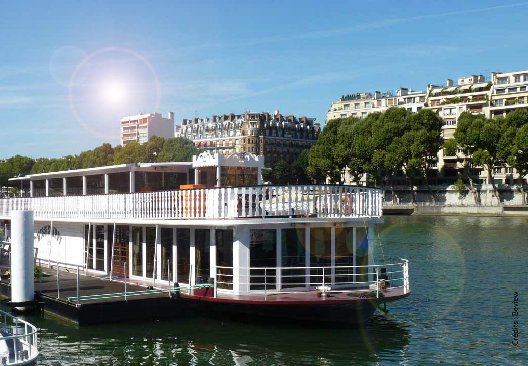 Source photo :https://www.cargos-paquebots.net/Navigation_fluviale/Seine_Paris_08-2012/Photos/Seine-Paris_17-08-2012/394-MISSISSIPPI.jpg